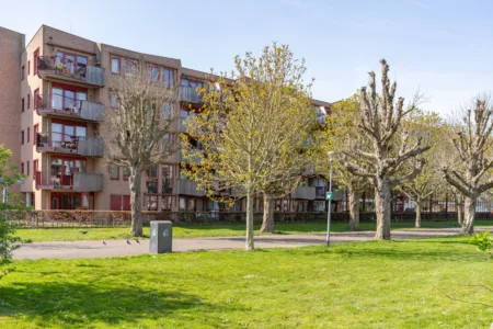 Gebouw van verpleeghuis het Reinaldahuis van Kennemerhart