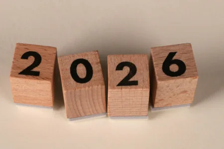 Cijfers 2026 afgebeeld in 4 blokjes
